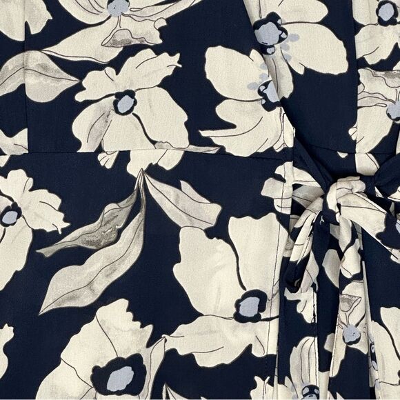 Banana Republic Navy Floral Midi Wrap Dress Dress Size 4 - Picture 5 of 17